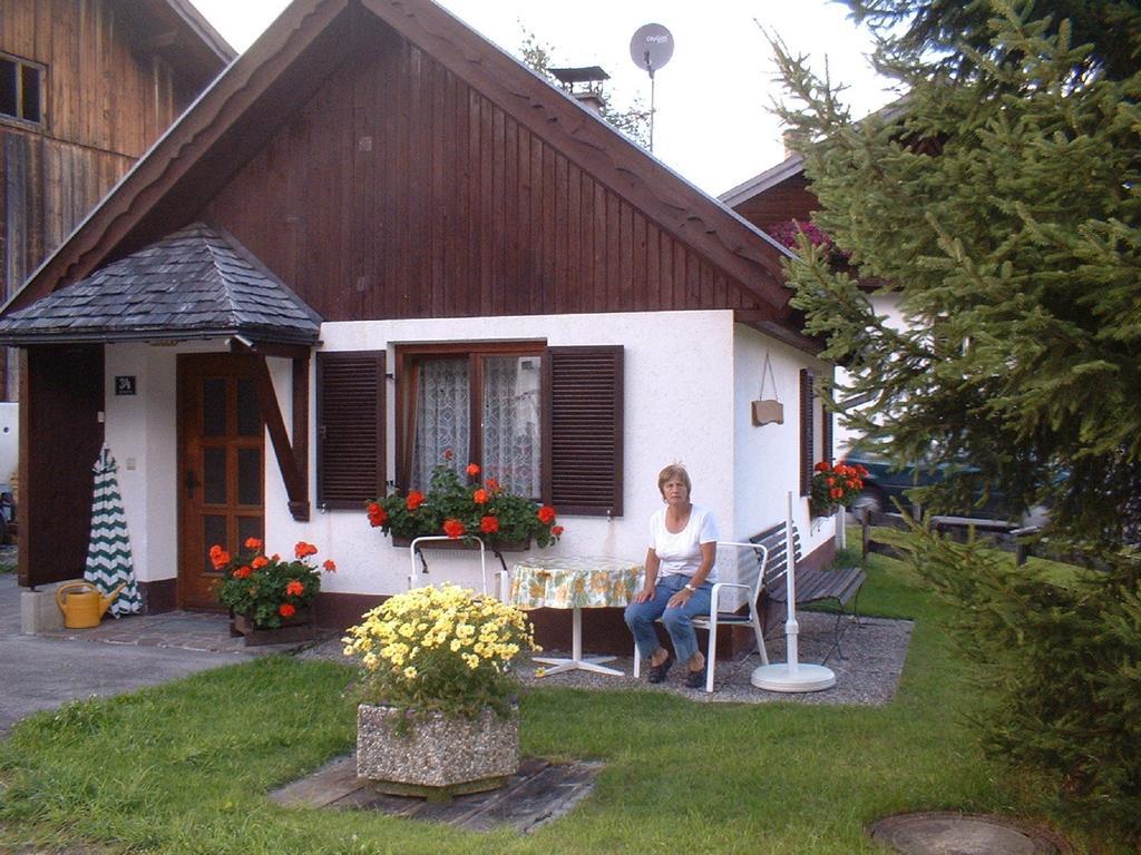 Vila Ferienhaeuschen Kathrein Ehenbichl Pokoj fotografie